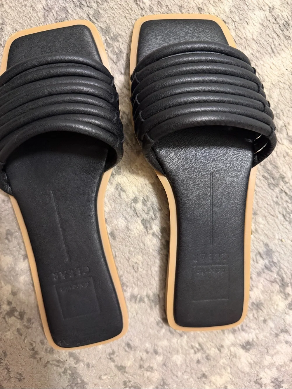 Dolce Vita SIZE 8 Black Quilted Slide Sandals with Tan Trim